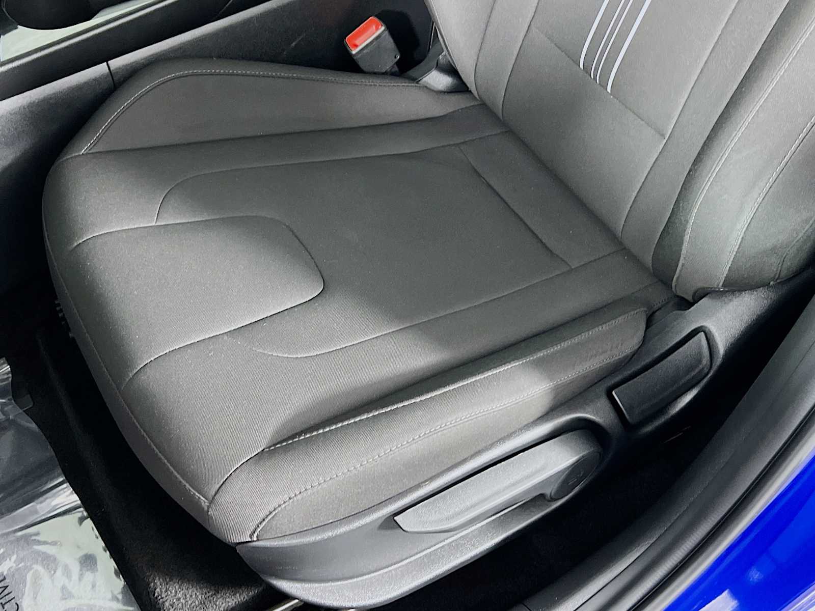 2024 Hyundai Elantra SEL - Photo 20