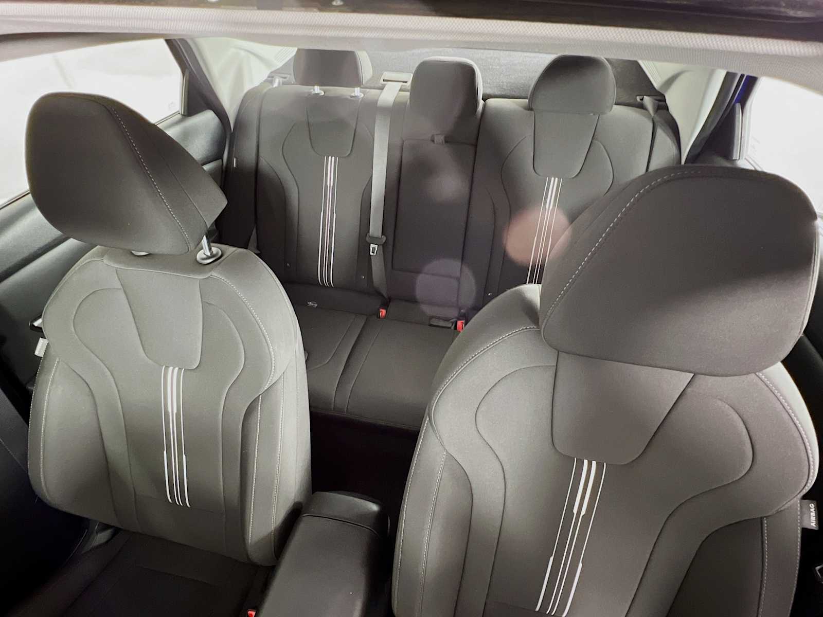 2024 Hyundai Elantra SEL - Photo 23