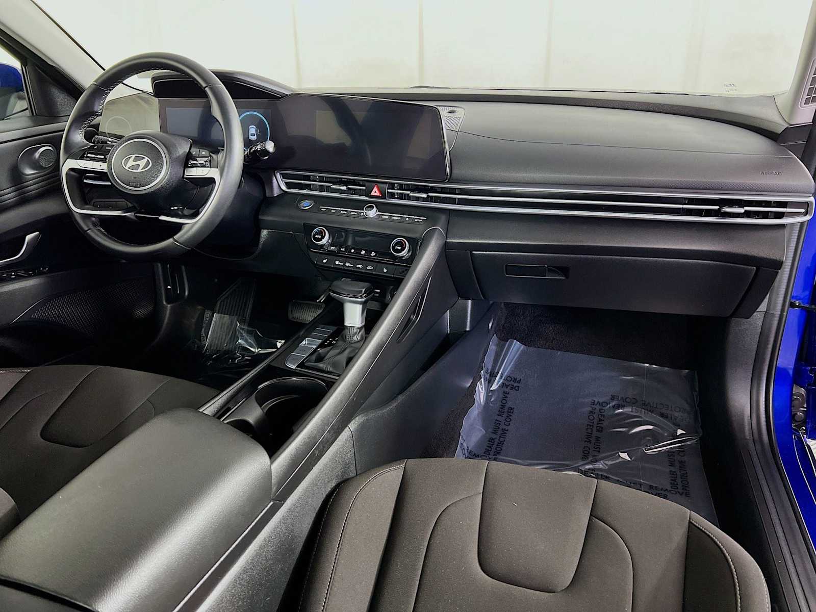 2024 Hyundai Elantra SEL - Photo 30