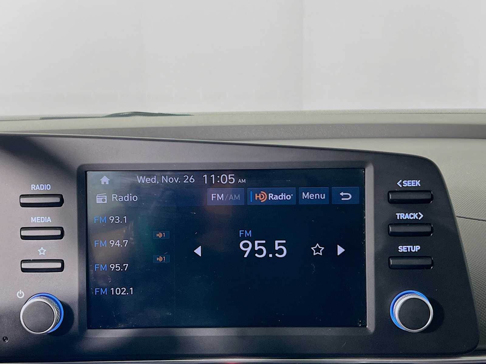 2025 Hyundai Elantra SEL Sport - Photo 14