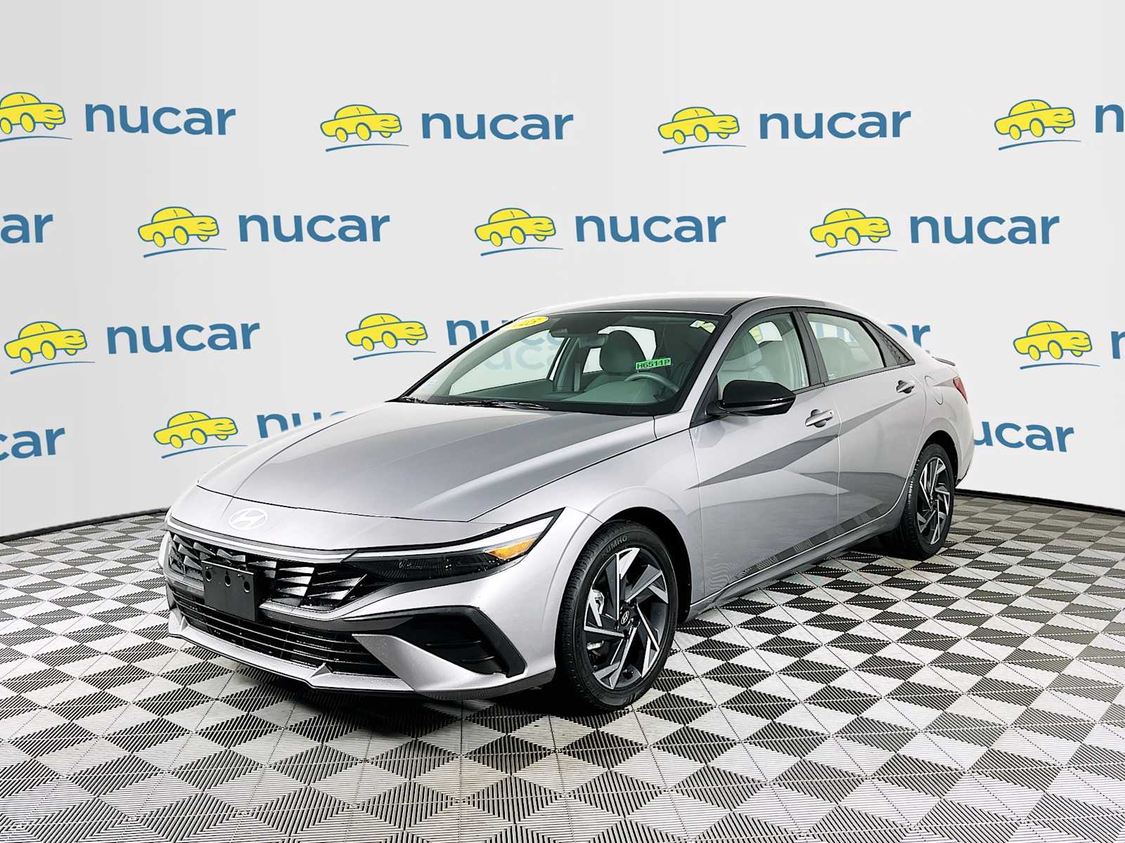 2025 Hyundai Elantra SEL Sport - Photo 3