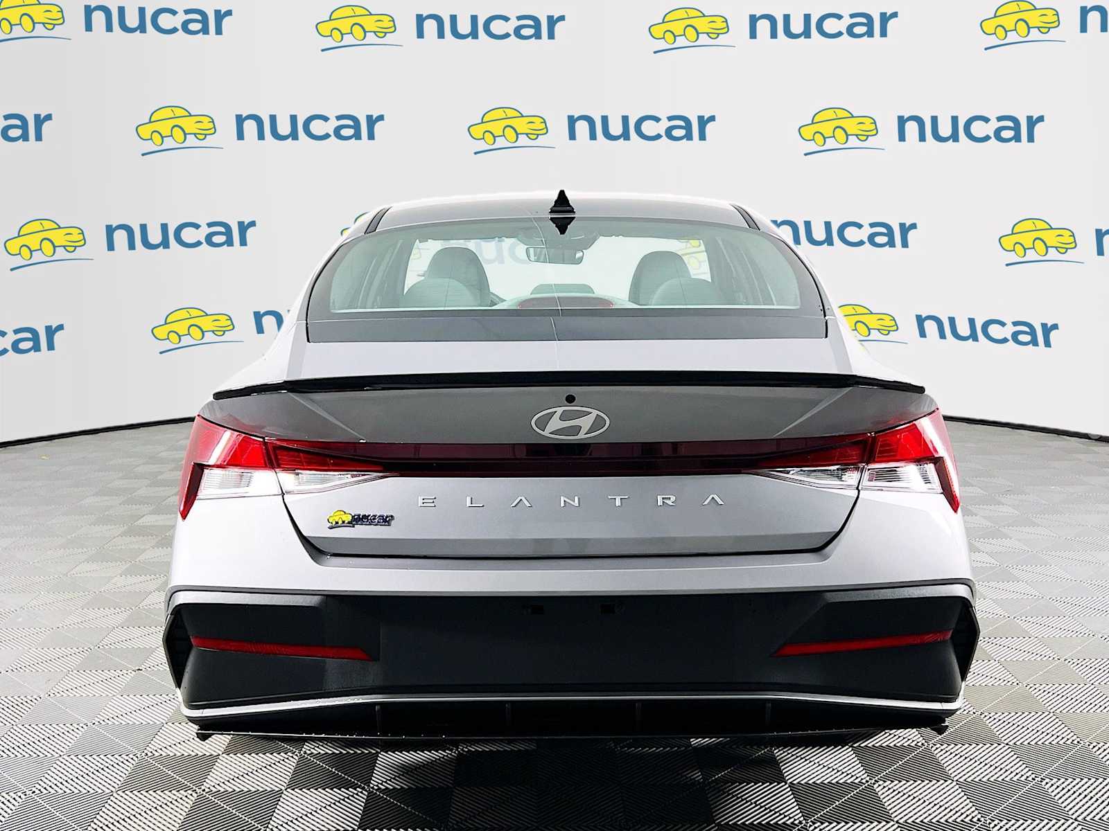 2025 Hyundai Elantra SEL Sport - Photo 6