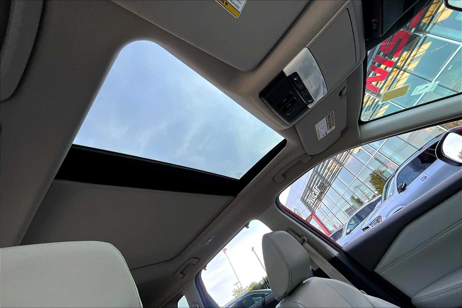 2022 Nissan Rogue SL - Photo 22