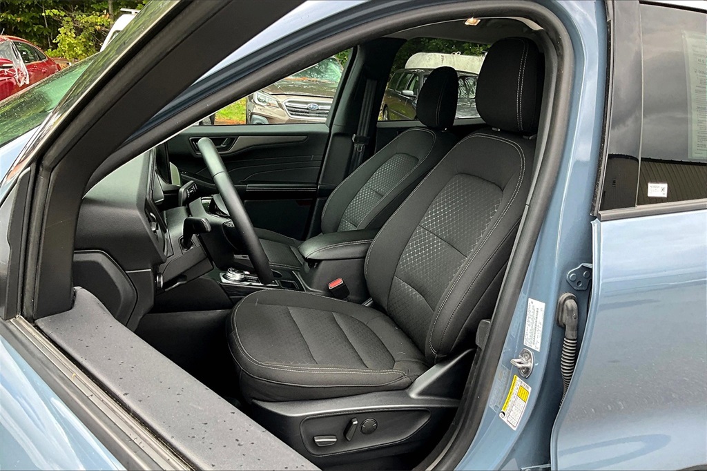 2024 Ford Escape Active - Photo 10