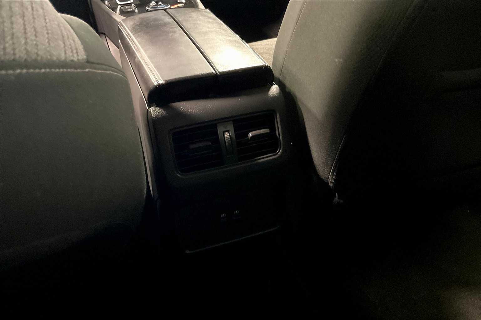 2023 Nissan Rogue SV - Photo 27