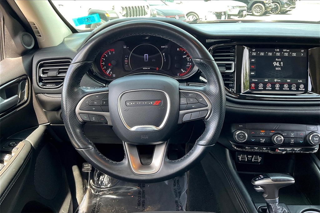 2022 Dodge Durango SXT - Photo 17