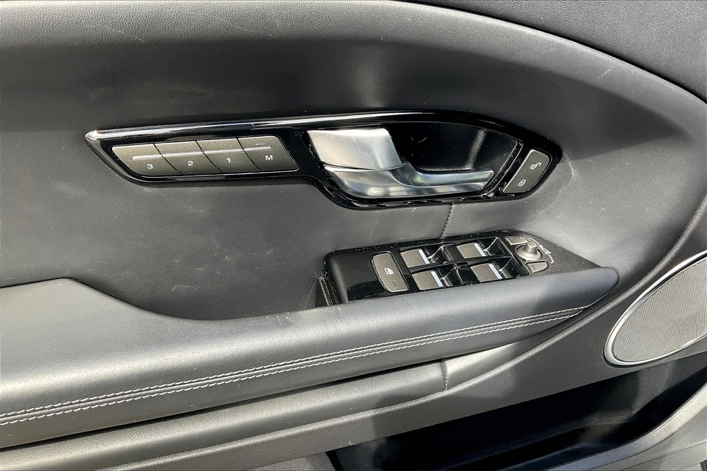 2018 Land Rover Range Rover Evoque HSE Dynamic - Photo 38
