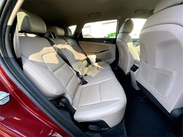 2017 Hyundai Tucson SE Plus - Photo 22