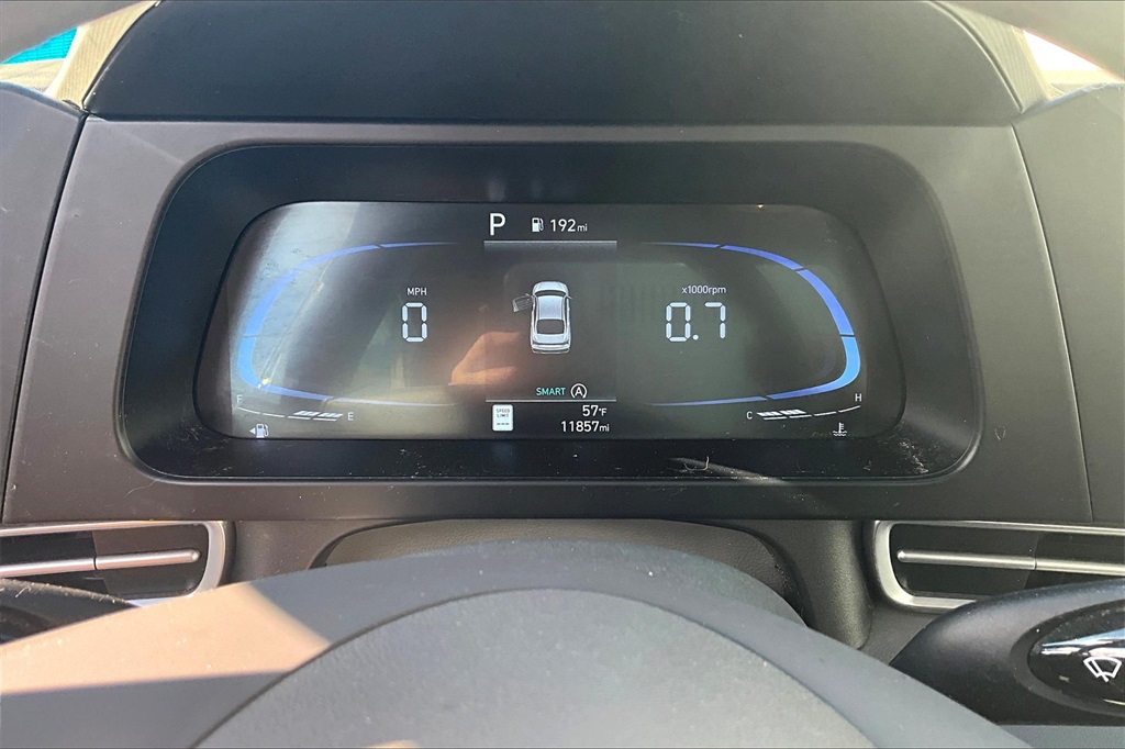 2024 Hyundai Elantra SE - Photo 22