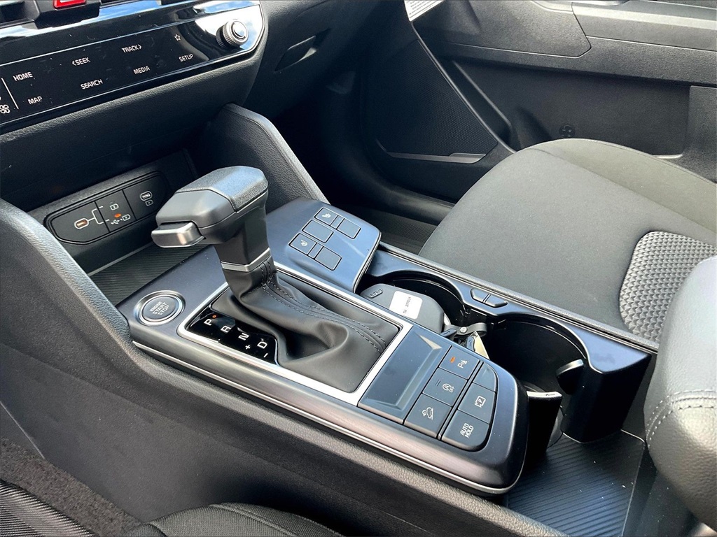 2026 Kia Sportage LX - Photo 14