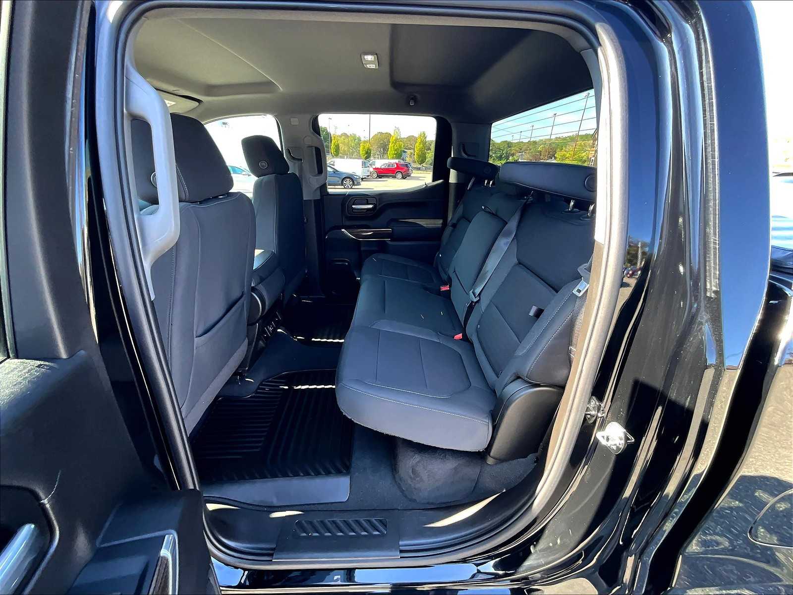 2021 Chevrolet Silverado 1500 RST - Photo 15