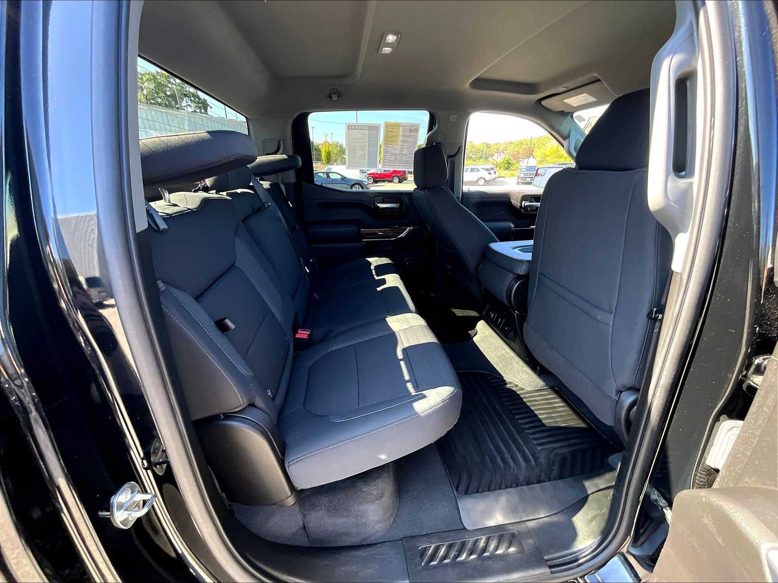 2021 Chevrolet Silverado 1500 RST - Photo 16