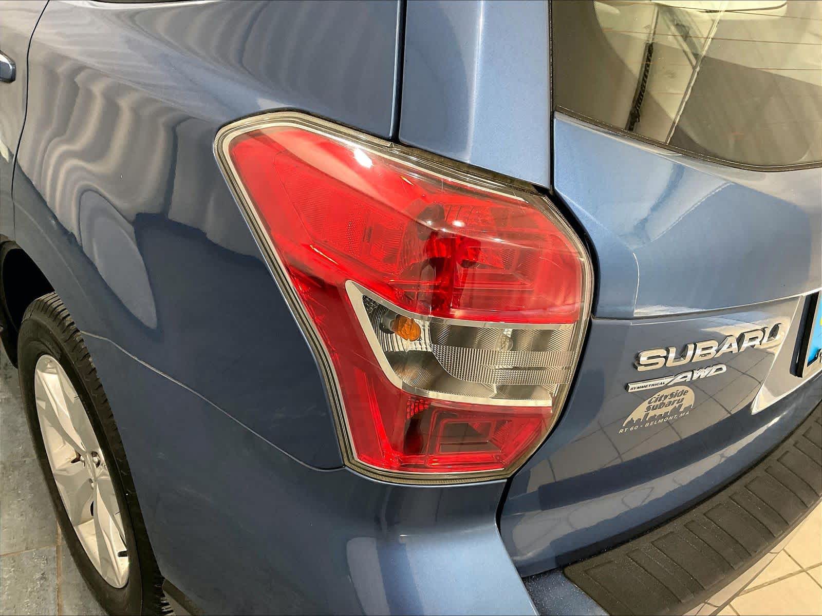 2016 Subaru Forester 2.5i - Photo 31