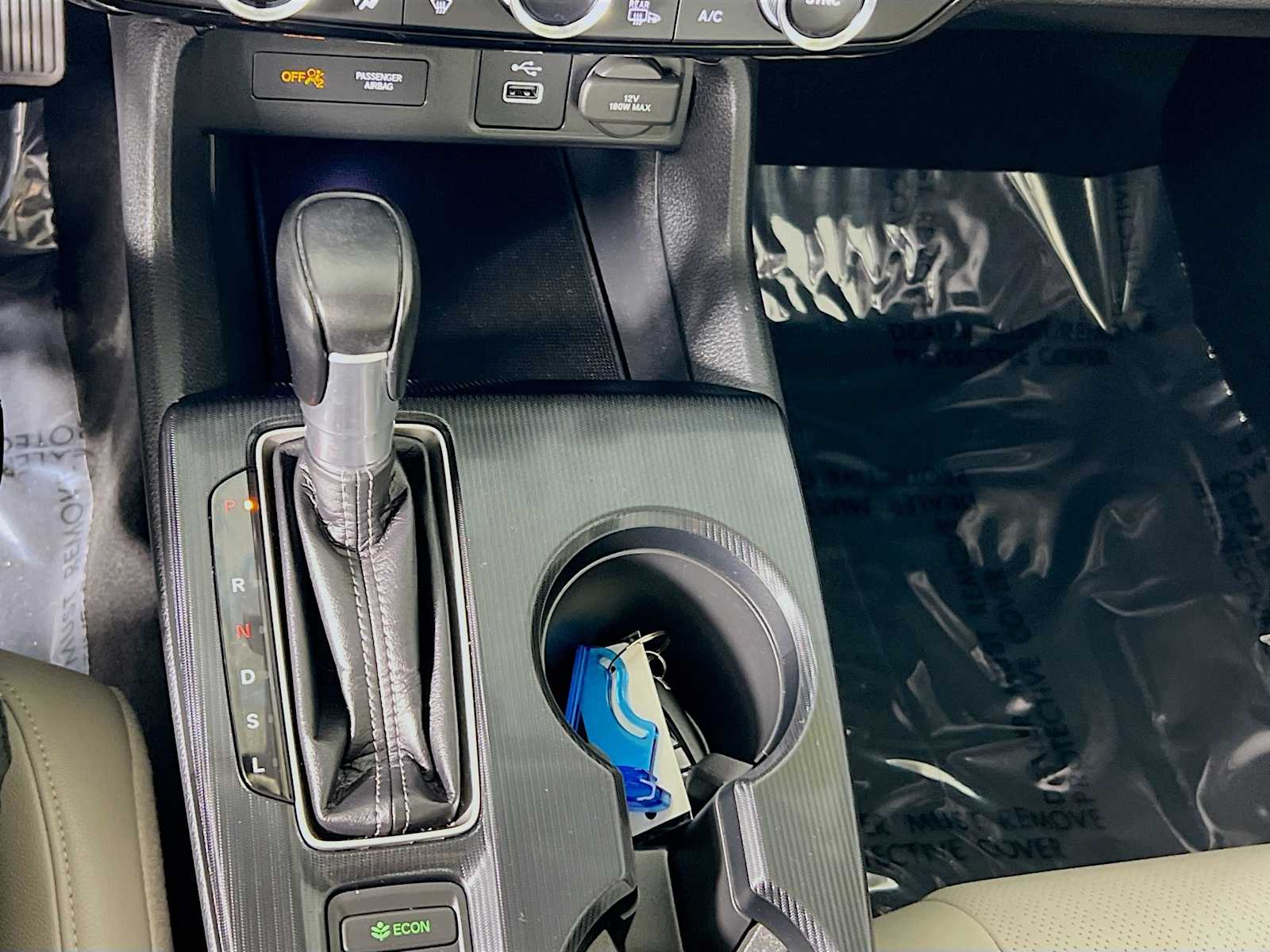 2022 Honda Civic Hatchback EX-L - Photo 16