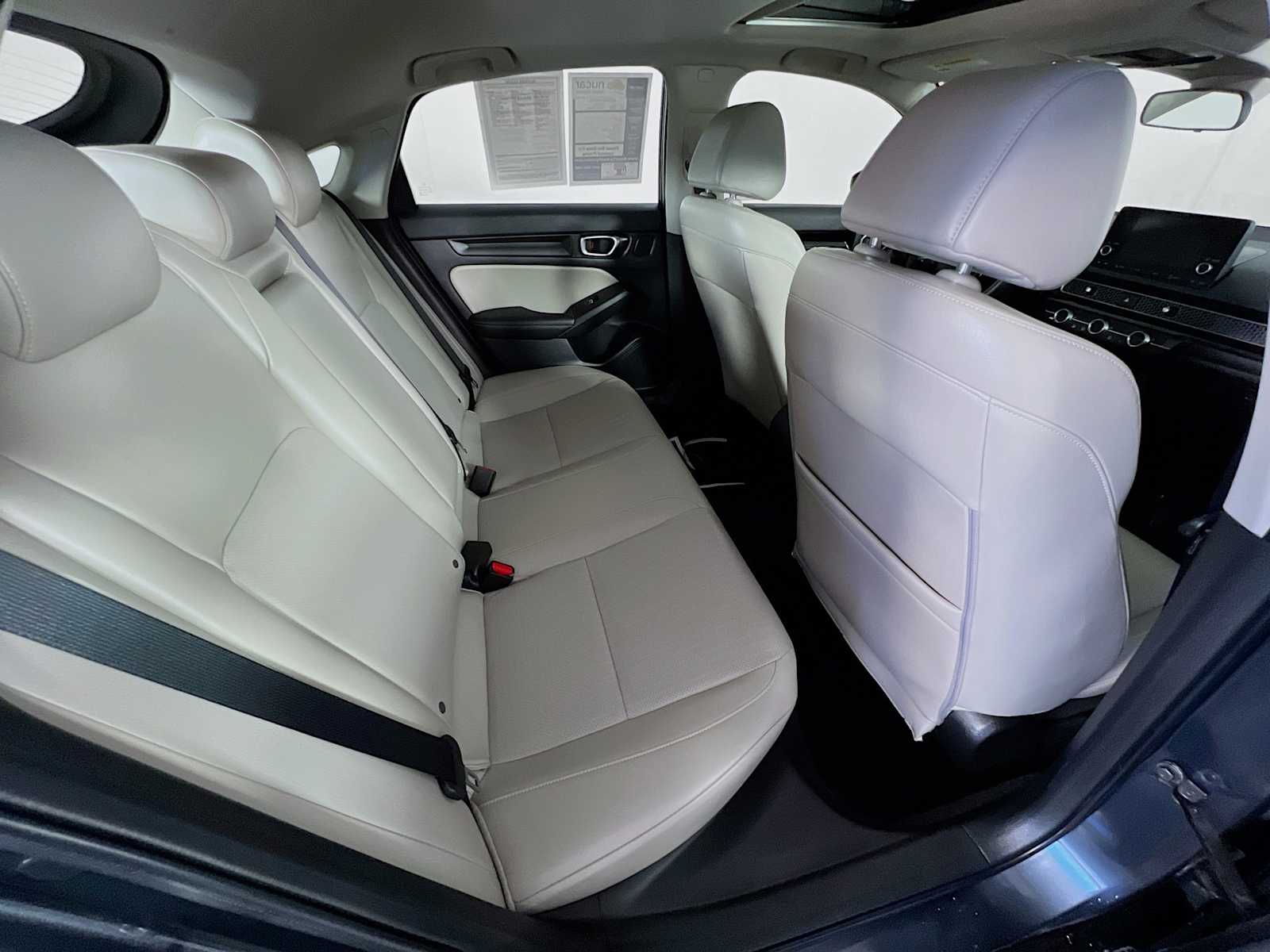 2022 Honda Civic Hatchback EX-L - Photo 26