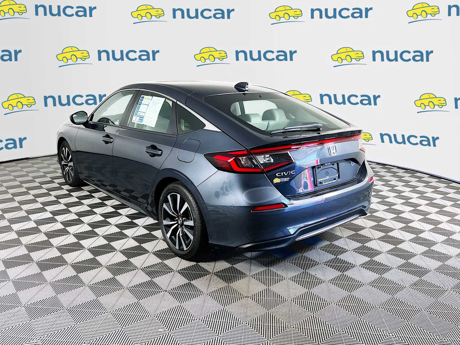 2022 Honda Civic Hatchback EX-L - Photo 5