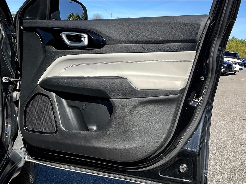 2022 Jeep Compass Limited - Photo 11