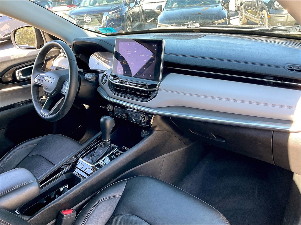 2022 Jeep Compass Limited - Photo 13