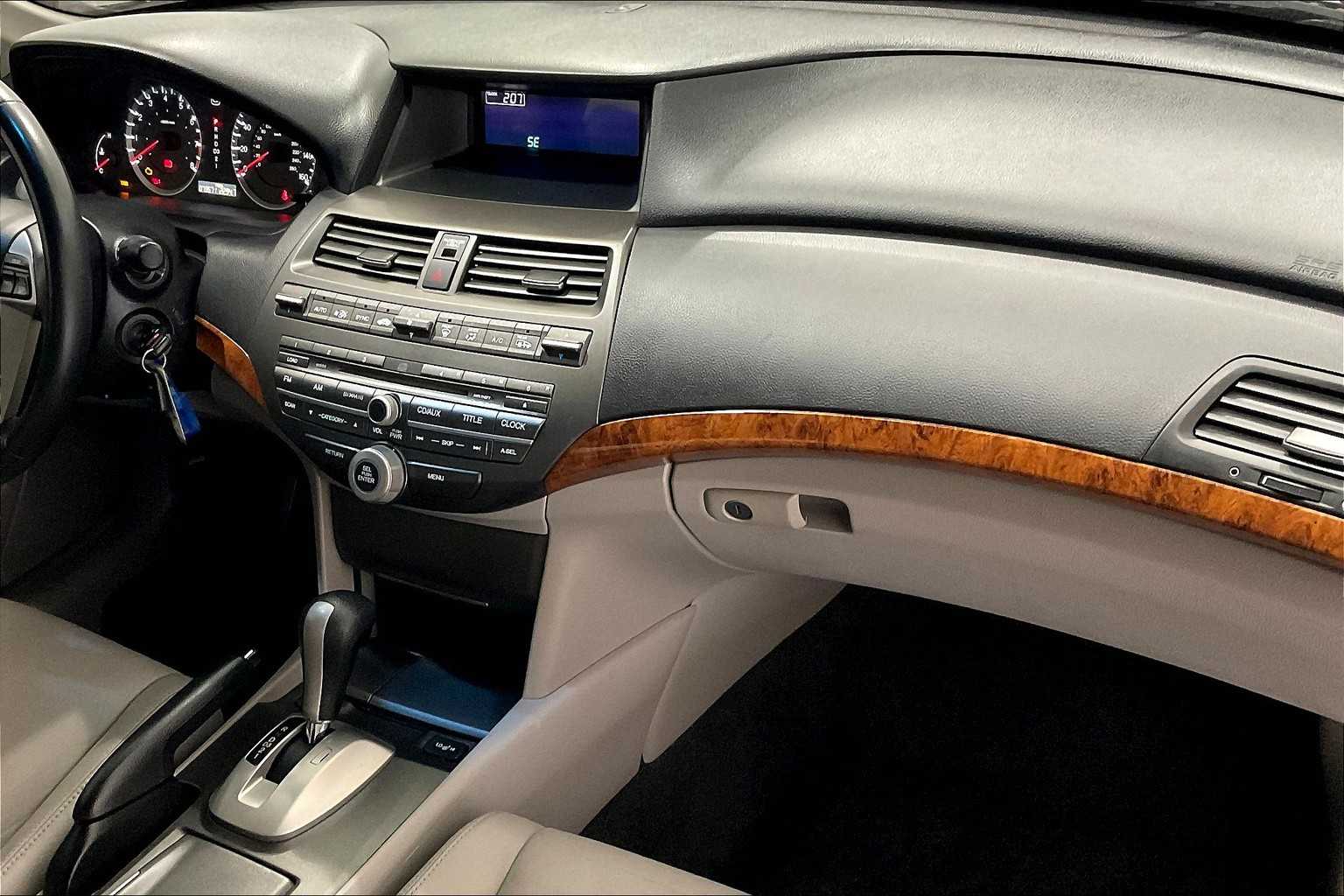 2011 Honda Accord EX-L - Photo 14