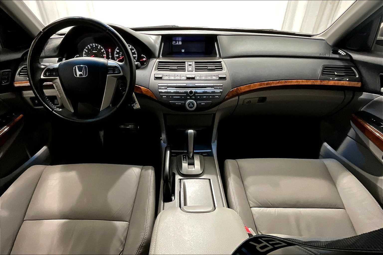 2011 Honda Accord EX-L - Photo 20