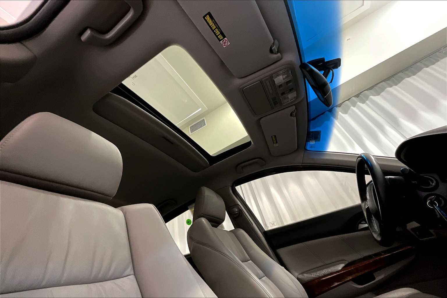2011 Honda Accord EX-L - Photo 21