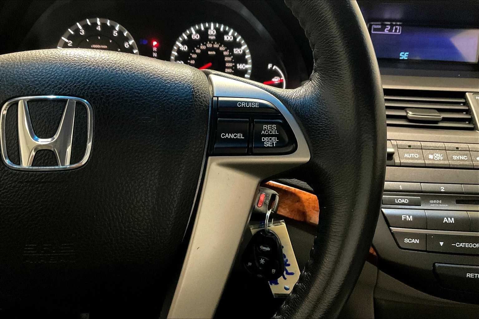 2011 Honda Accord EX-L - Photo 23