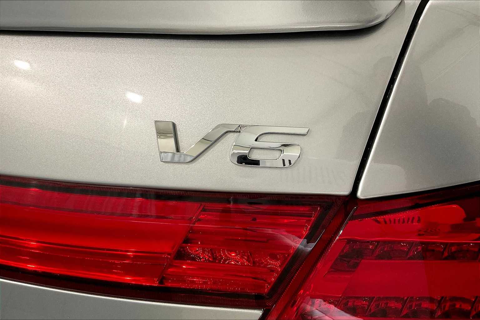 2011 Honda Accord EX-L - Photo 28