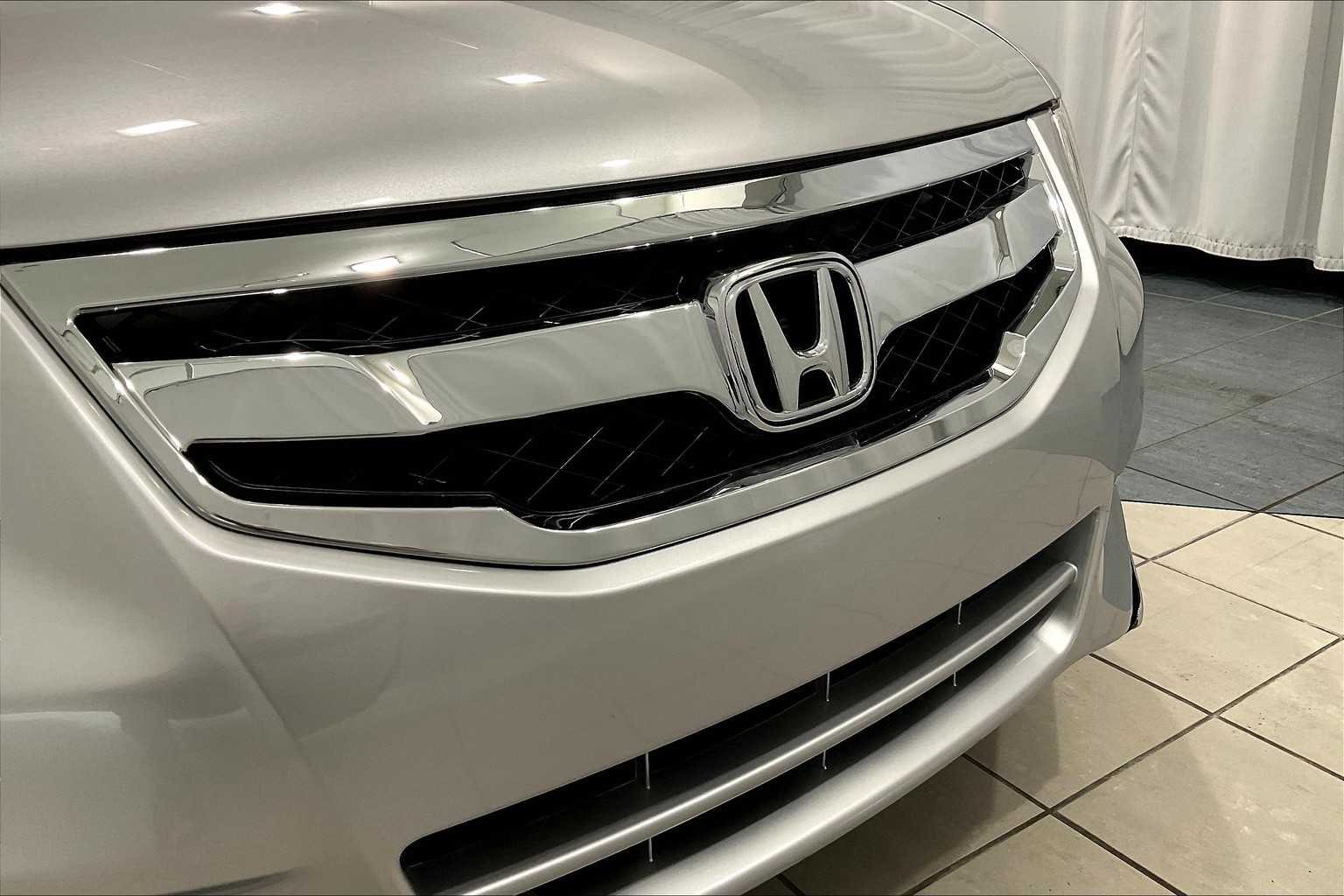 2011 Honda Accord EX-L - Photo 31