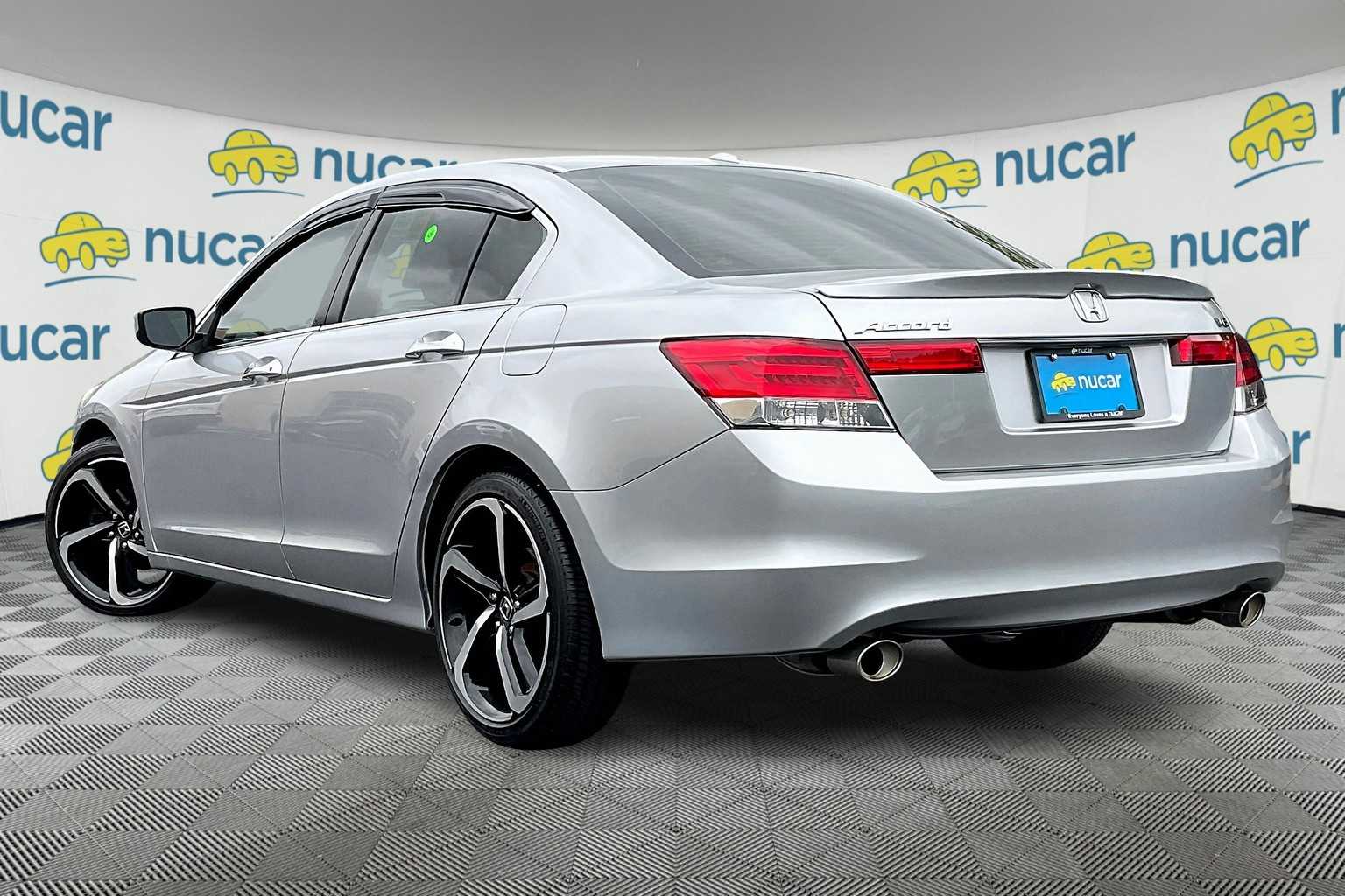 2011 Honda Accord EX-L - Photo 4
