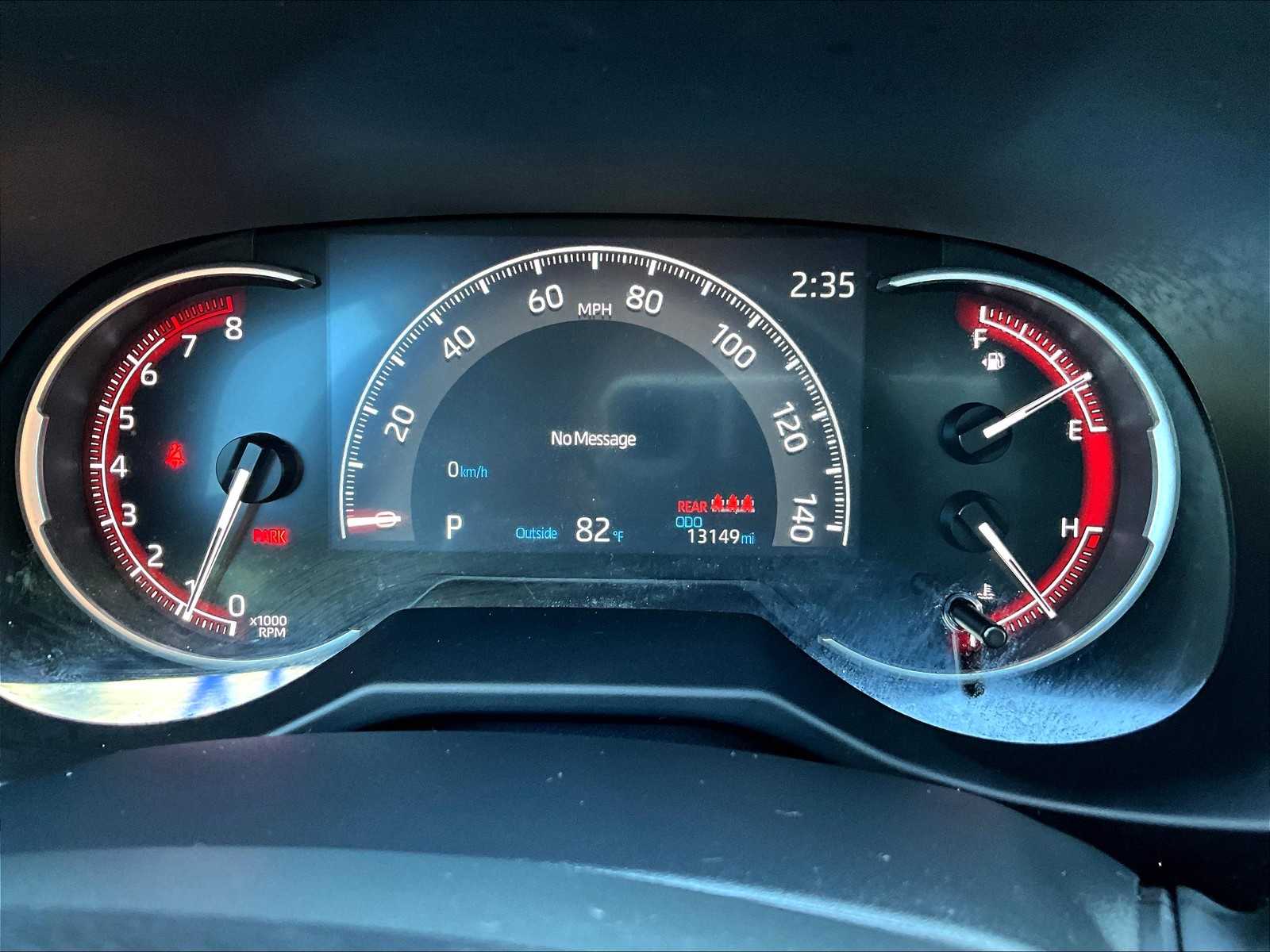 2023 Toyota RAV4 LE - Photo 24