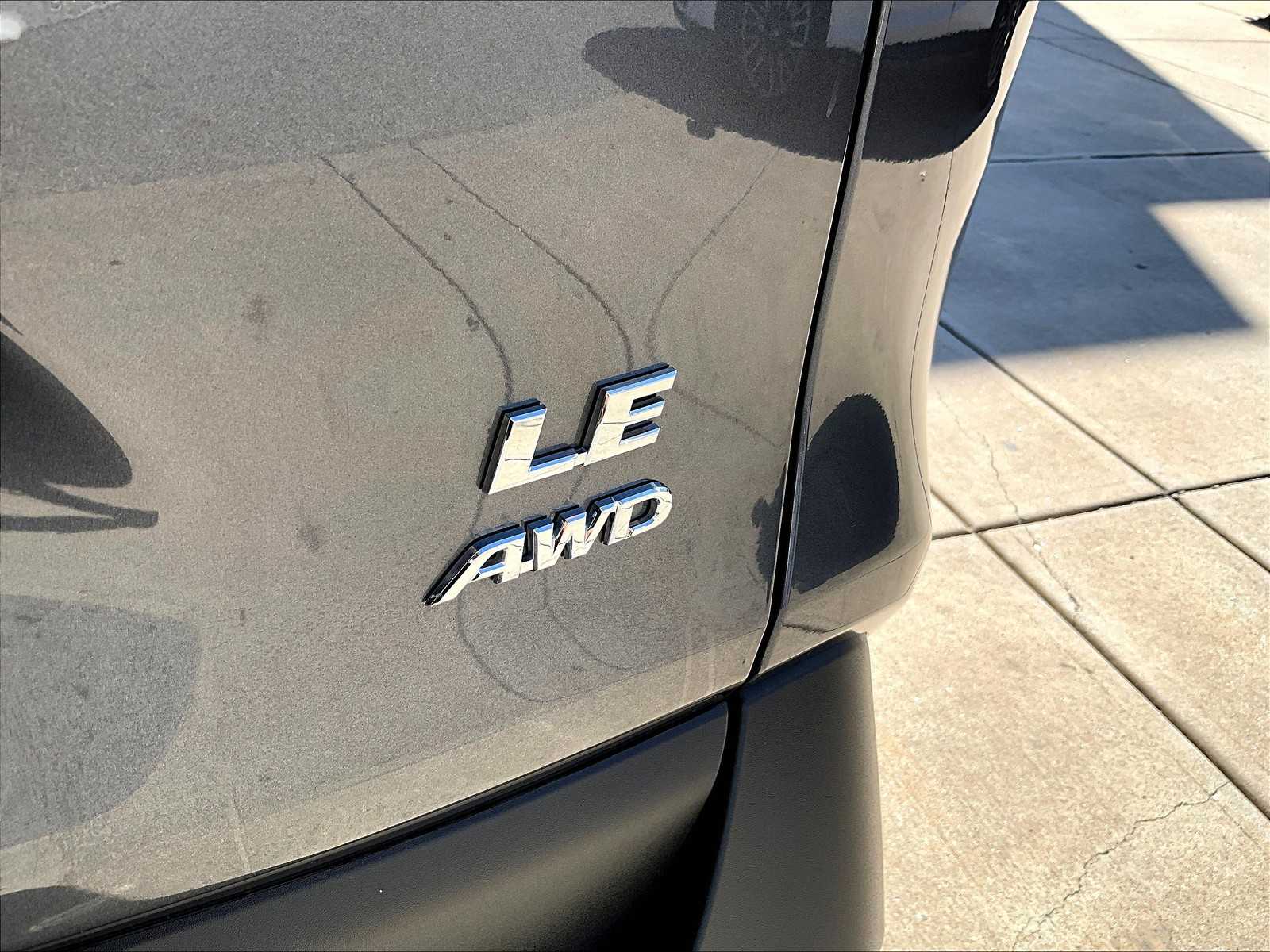 2023 Toyota RAV4 LE - Photo 28