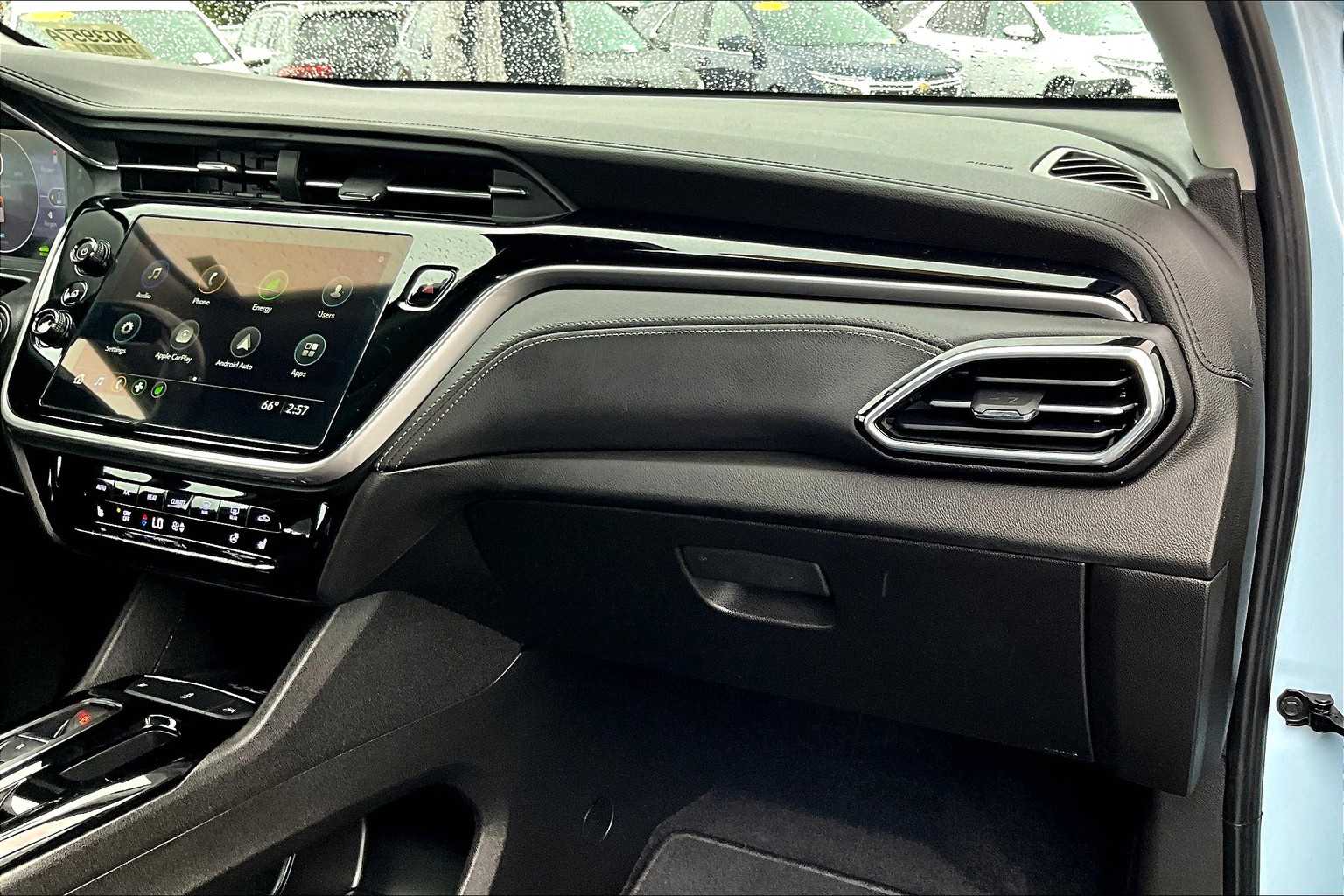 2022 Chevrolet Bolt EUV LT - Photo 13