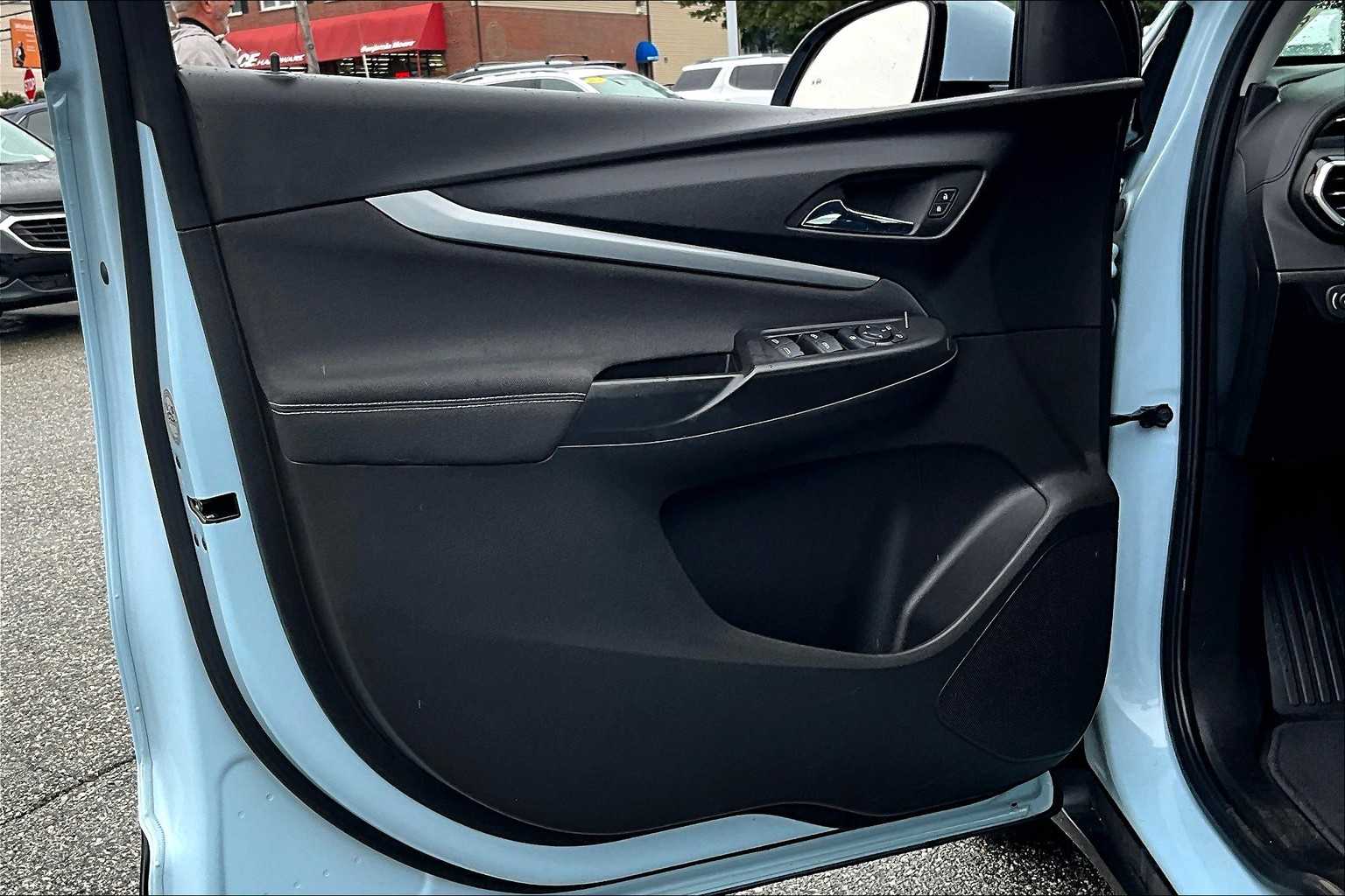 2022 Chevrolet Bolt EUV LT - Photo 9