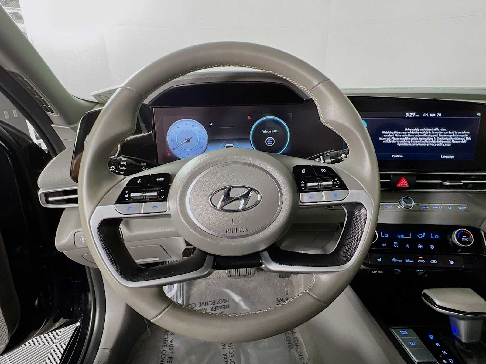 2023 Hyundai Elantra SEL - Photo 11