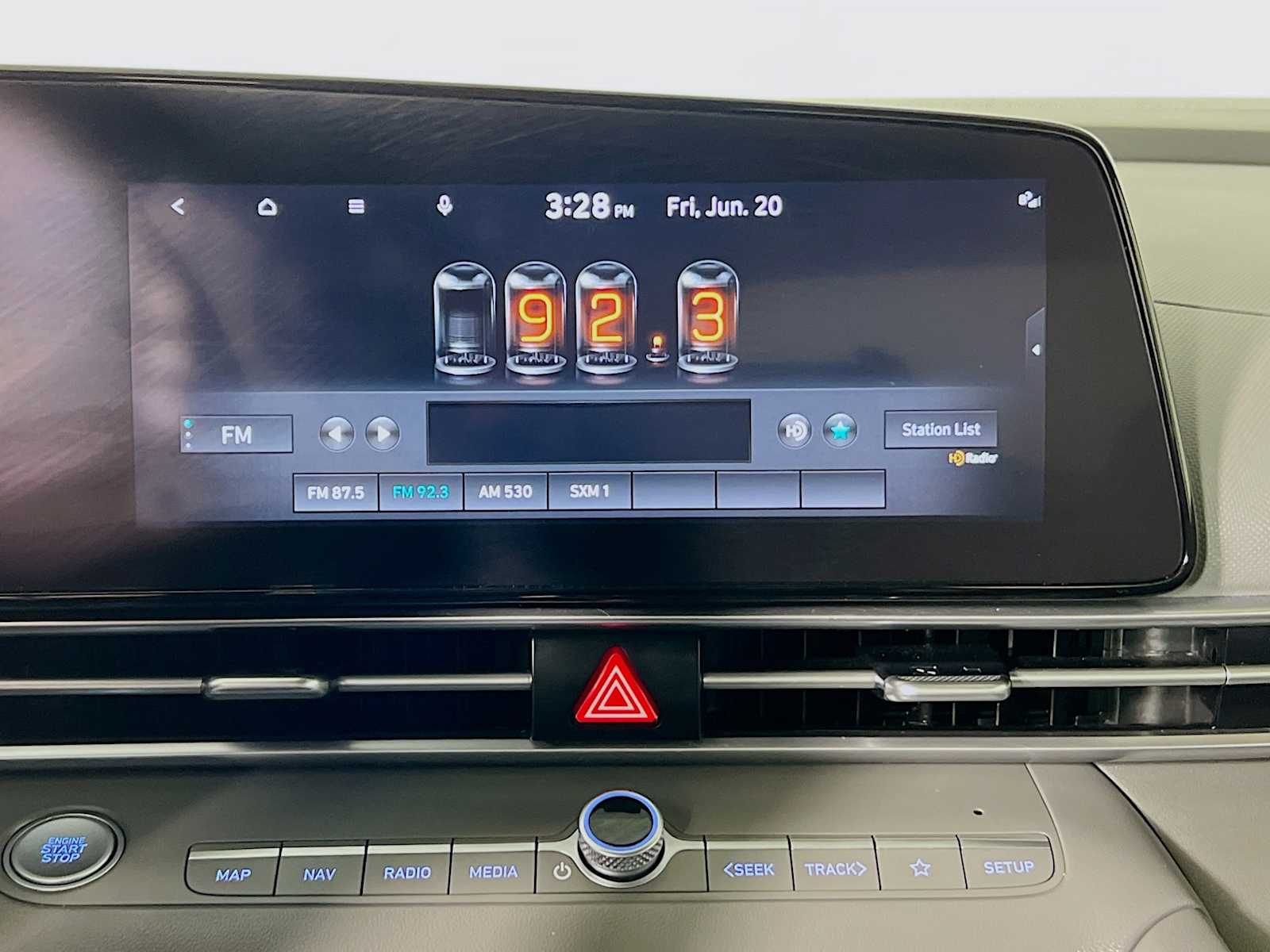 2023 Hyundai Elantra SEL - Photo 15