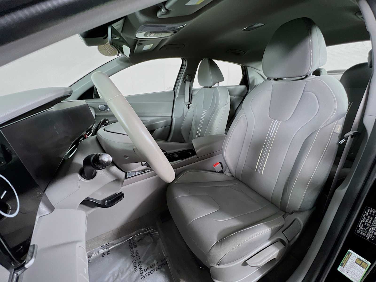 2023 Hyundai Elantra SEL - Photo 22