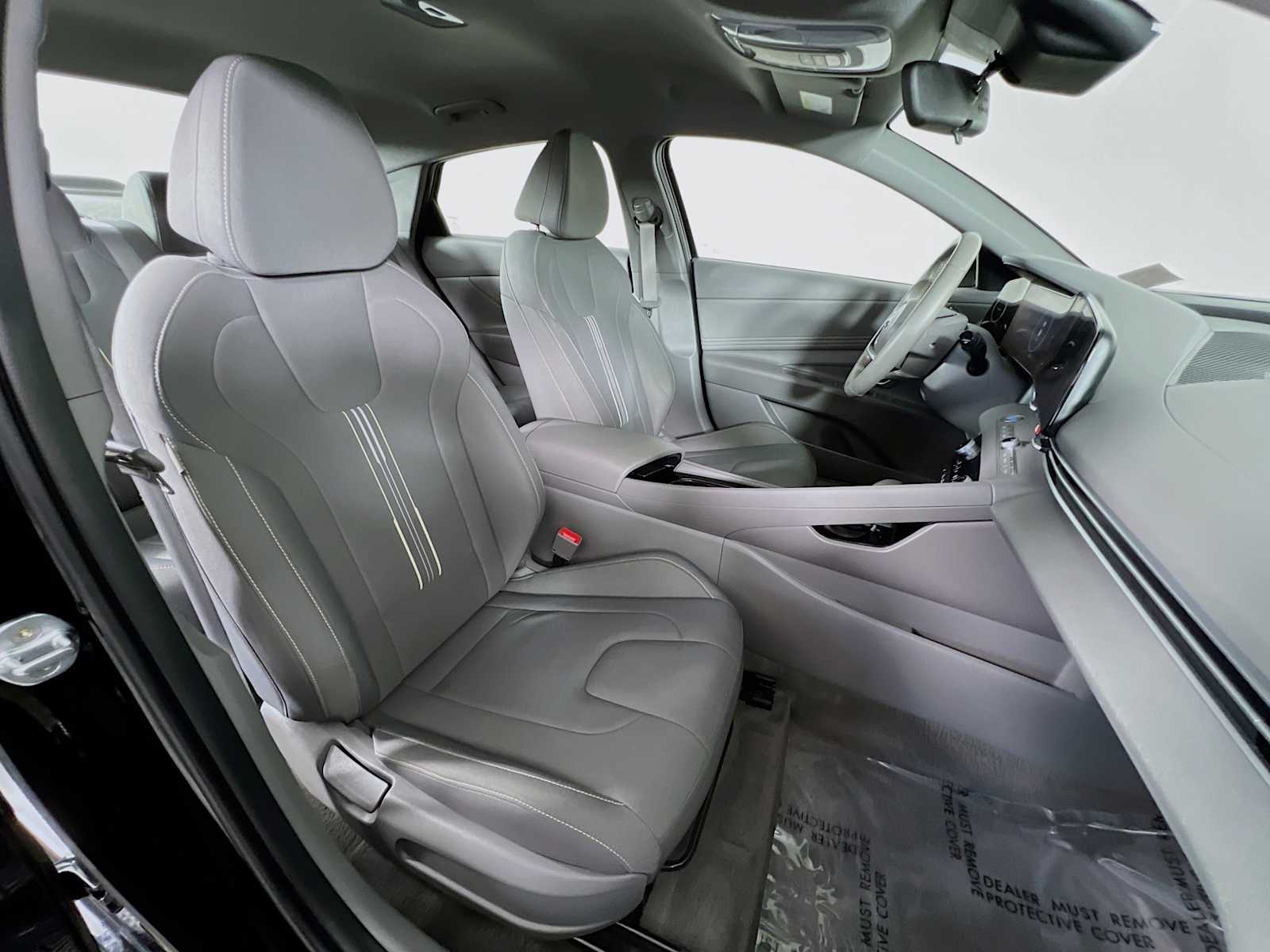 2023 Hyundai Elantra SEL - Photo 28