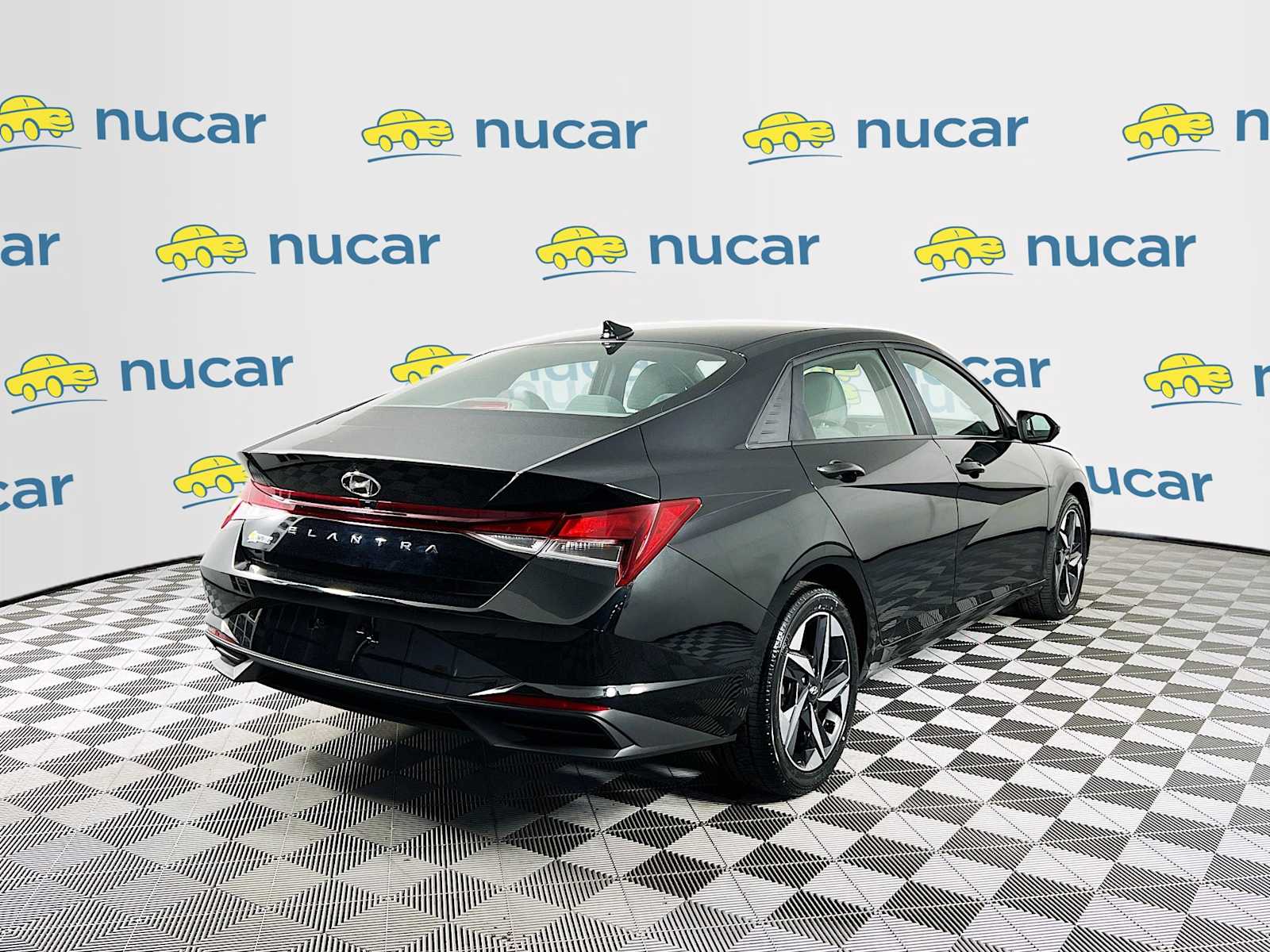2023 Hyundai Elantra SEL - Photo 7
