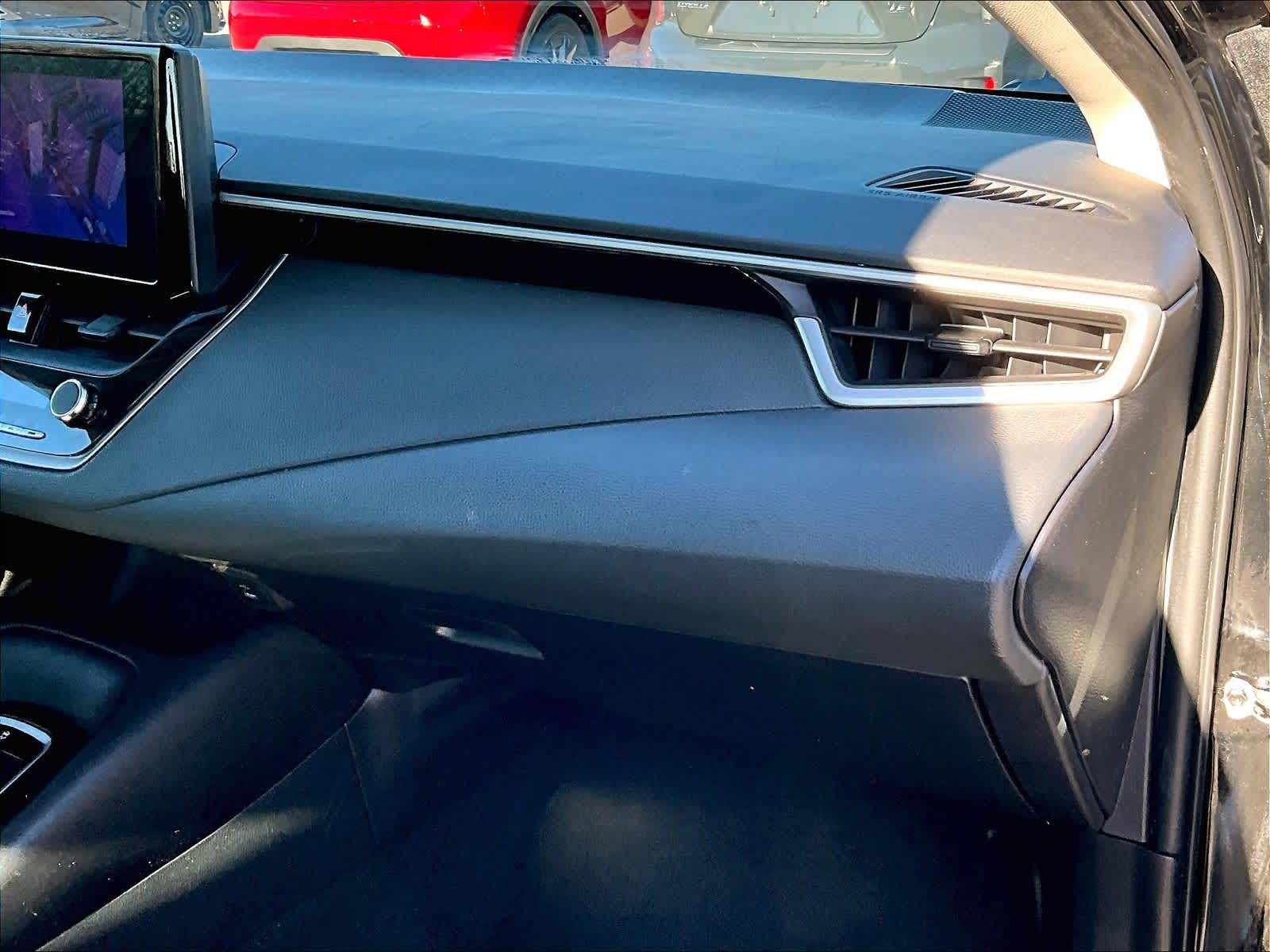 2023 Toyota Corolla LE - Photo 13