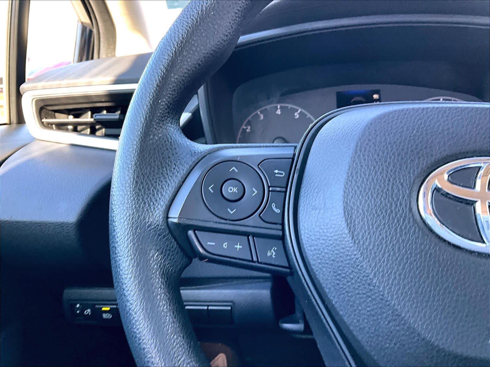 2023 Toyota Corolla LE - Photo 23