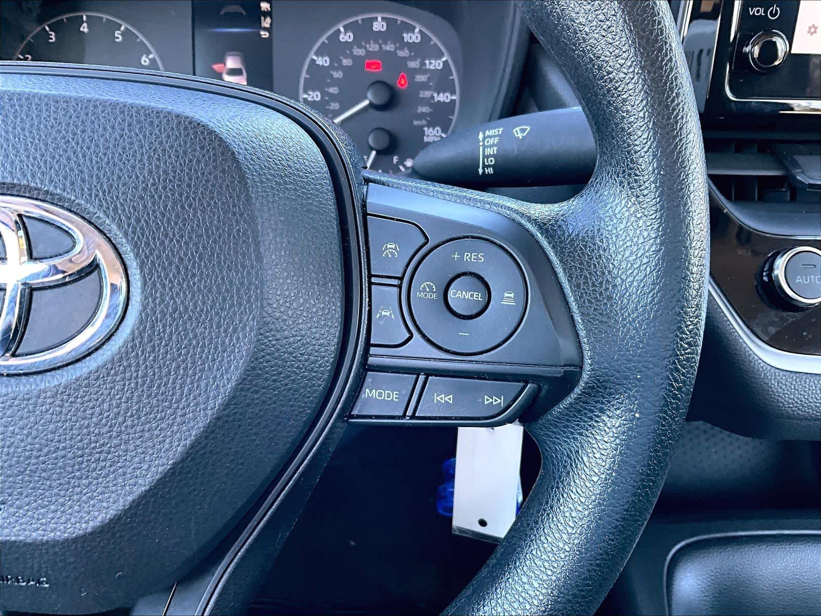 2023 Toyota Corolla LE - Photo 24