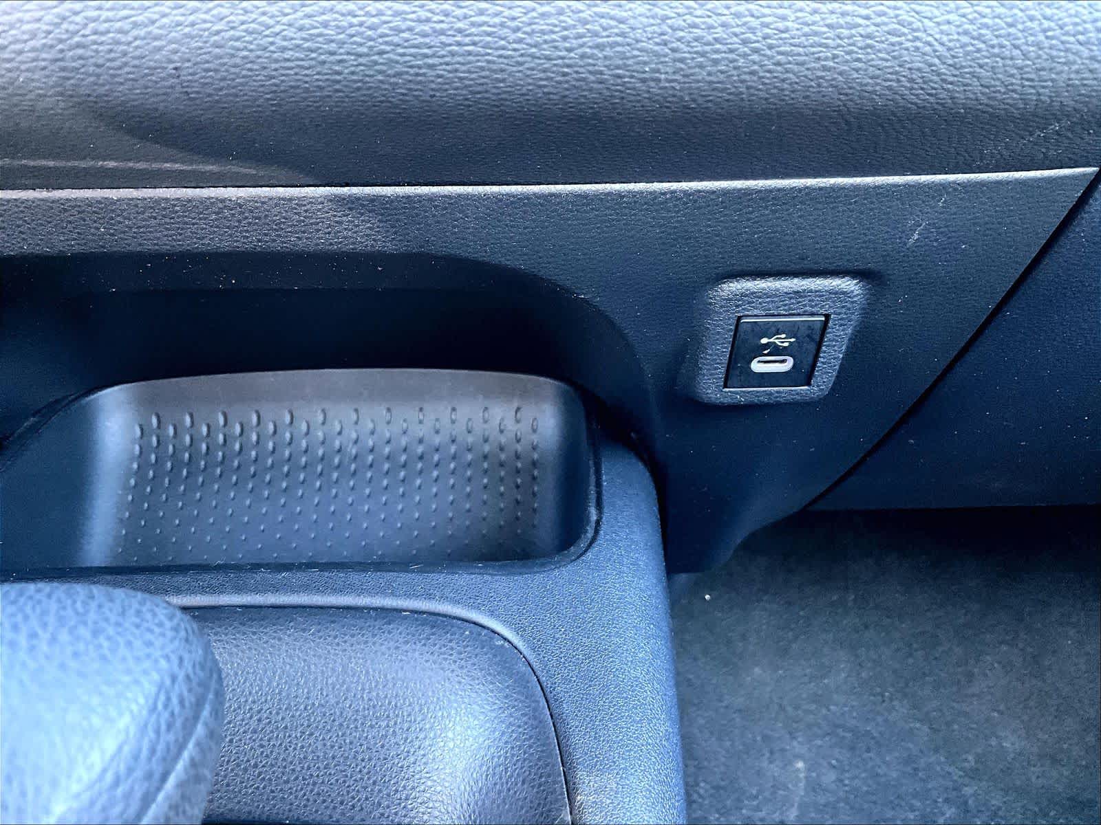 2023 Toyota Corolla LE - Photo 27