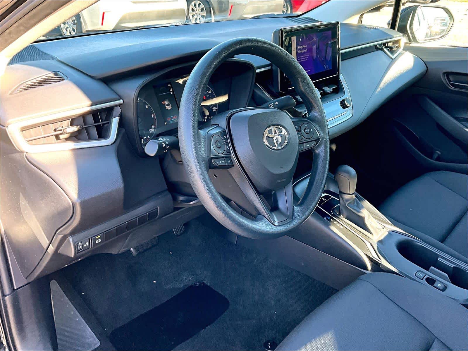 2023 Toyota Corolla LE - Photo 8