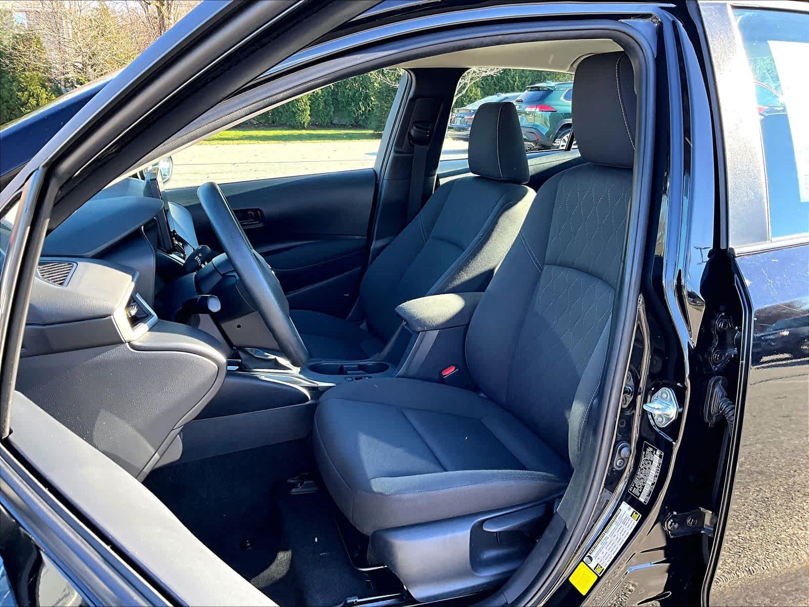 2023 Toyota Corolla LE - Photo 10