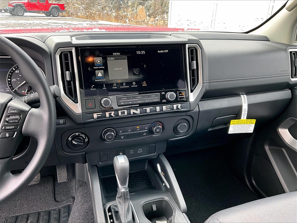2025 Nissan Frontier SV King Cab - Photo 18