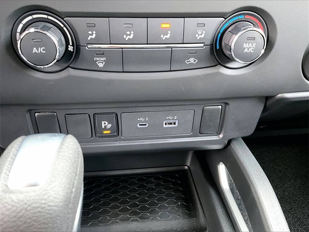 2025 Nissan Frontier SV King Cab - Photo 26