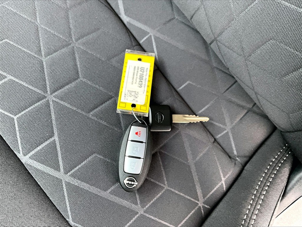 2025 Nissan Frontier SV King Cab - Photo 27