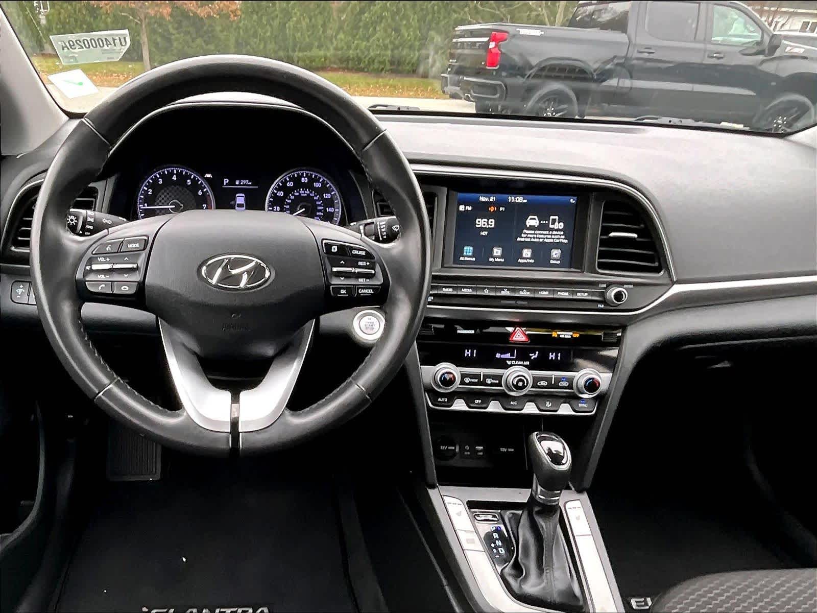 2020 Hyundai Elantra Value Edition - Photo 17