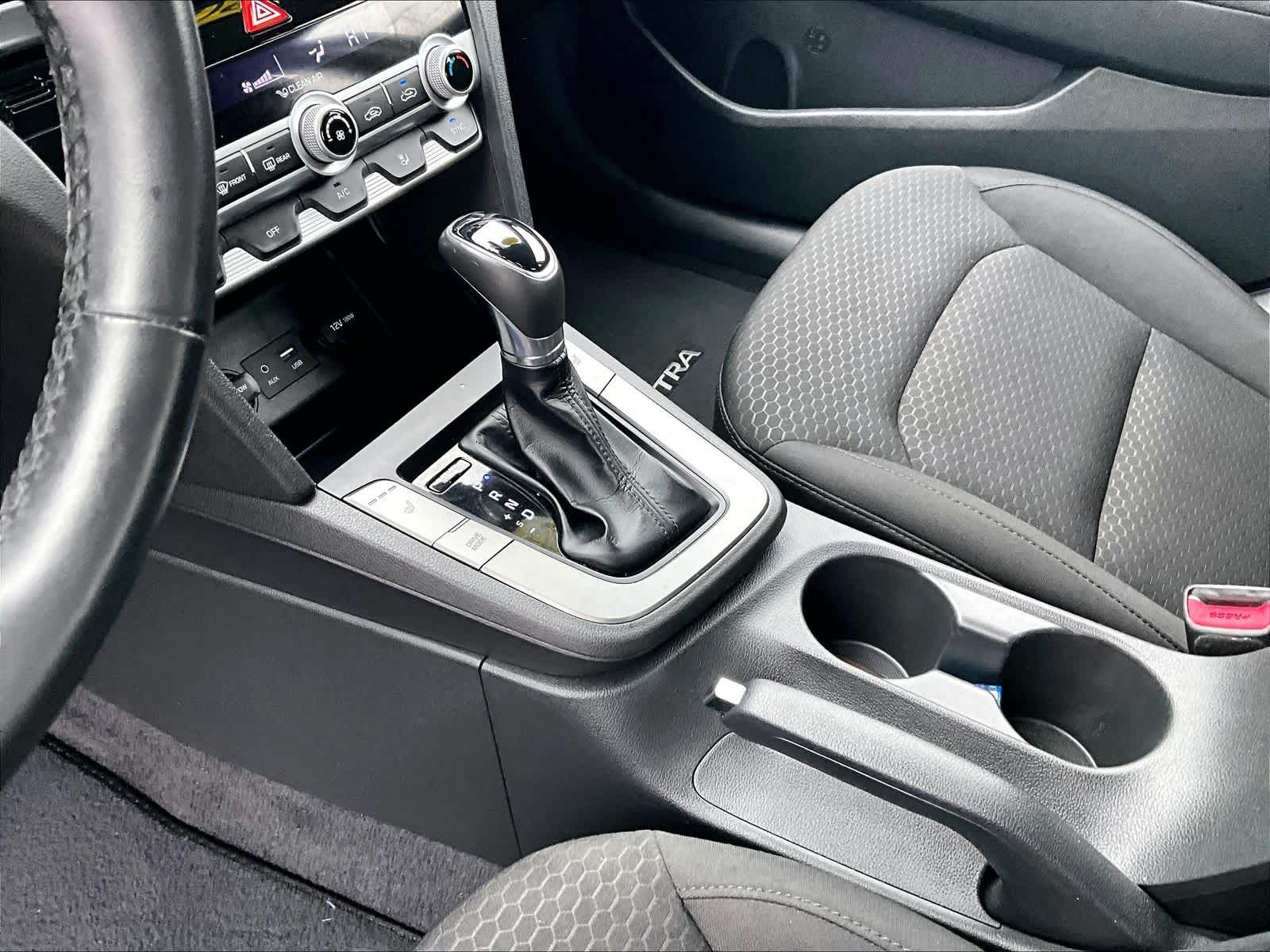 2020 Hyundai Elantra Value Edition - Photo 20