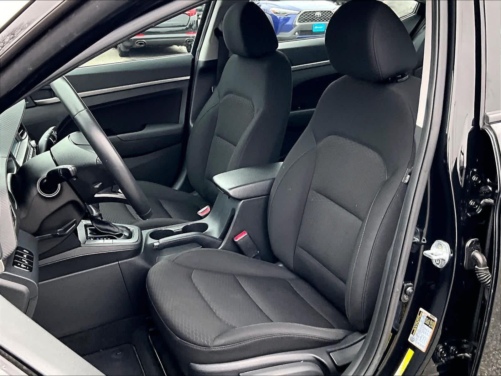 2020 Hyundai Elantra Value Edition - Photo 10